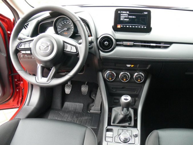 Mazda CX-3, 2.0 Skyactiv G121, barva červená