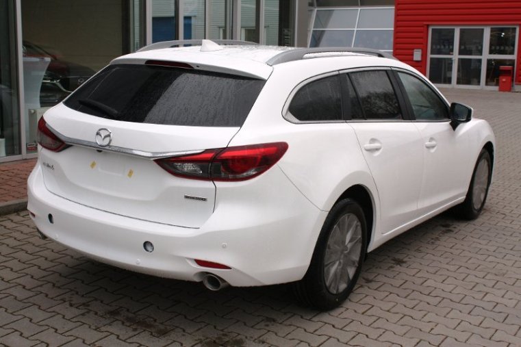 Mazda 6, SKYACTIV-G, barva bílá