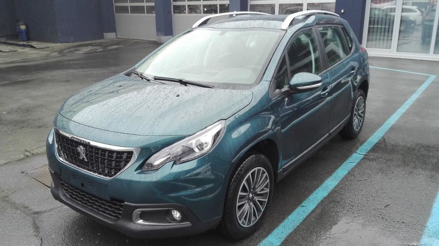 Peugeot 2008, ACTIVE 1.2 PureTech 82 MAN5, barva zelená