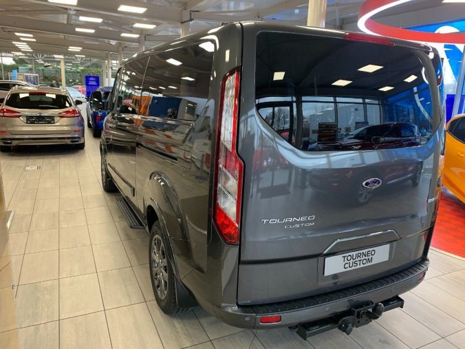 Ford Tourneo Custom, MPV,  L2 TITANIUM MHEV 2,0 EcoBlue (mHEV) 136 kW / 185 k, barva šedá