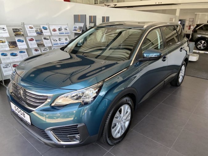 Peugeot 5008, Active 1,2 PureTech 130k MAN6, barva zelená