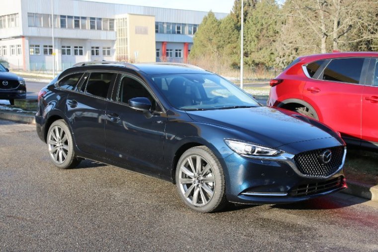 Mazda 6, 2,5 Skyactiv-G 194k, barva modrá