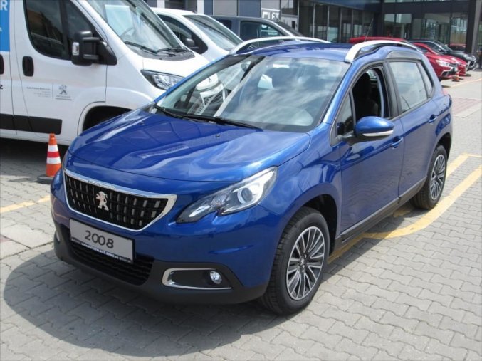 Peugeot 2008, 1.2 110k Active S&S MAN6, barva modrá