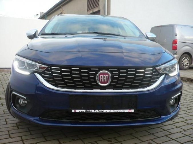 Fiat Tipo, SW 1.4 95k Mirror, barva modrá