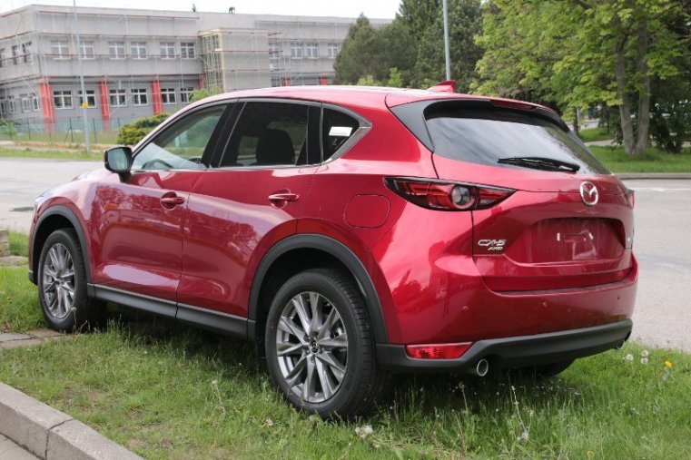 Mazda CX-5, 2,5 Skyactiv-G 194k, barva červená