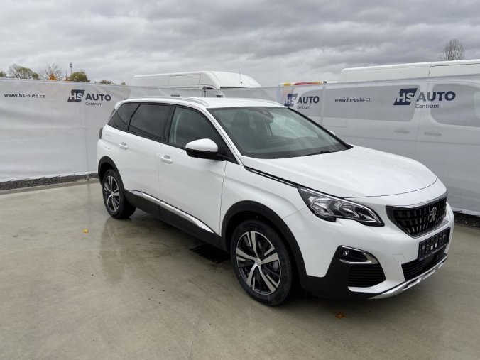 Peugeot 5008, ALLURE 1,5 HDi 130k MAN6, barva bílá