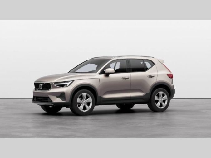 Volvo XC40, B3 2.0L 163 HP AT7 FWD CORE, barva stříbrná