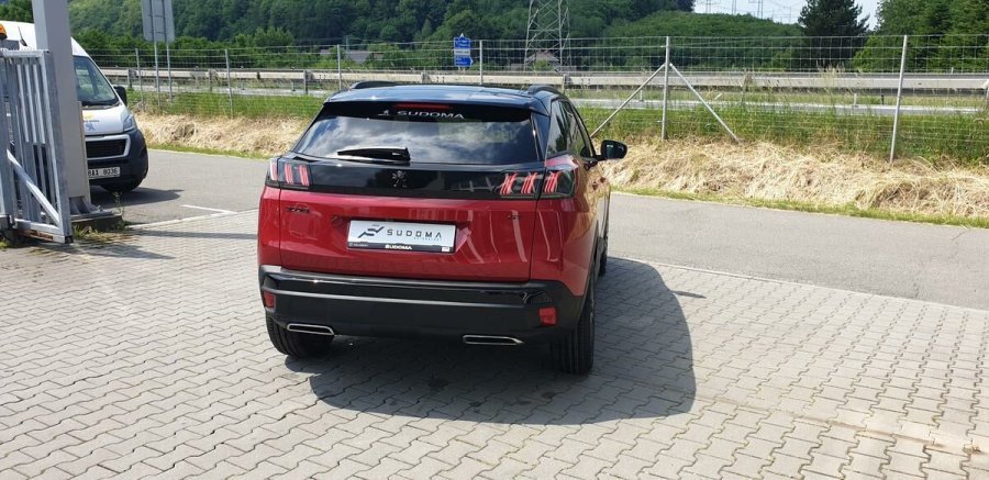 Peugeot 3008, Peugeot 3008 GT PACK 1.2 PureTech 130 EAT8, barva červená