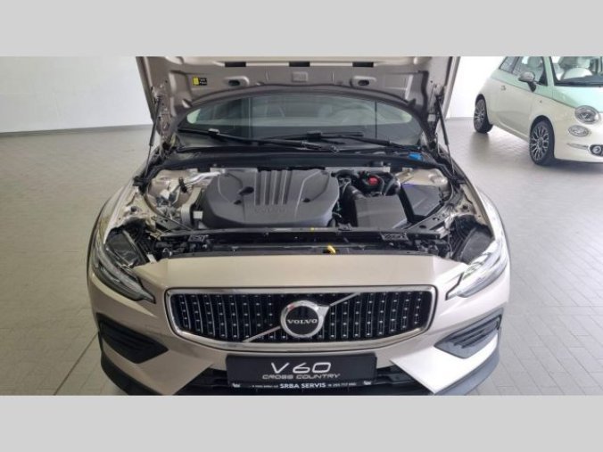 Volvo V60, B5 2.0L 250+14 HP CROSS COUNTR, barva stříbrná