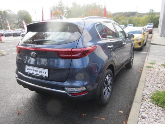 Kia Sportage, 1,6 GDi 4x2 TOP, barva modrá