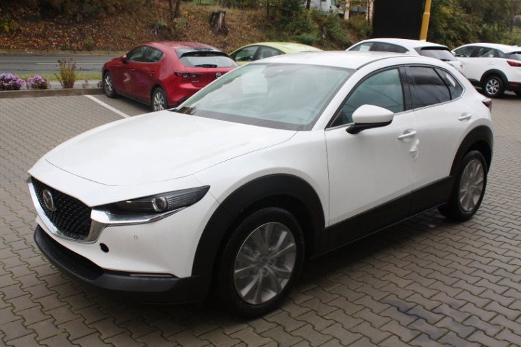 Mazda CX-30, SKYACTIV-G, barva bílá