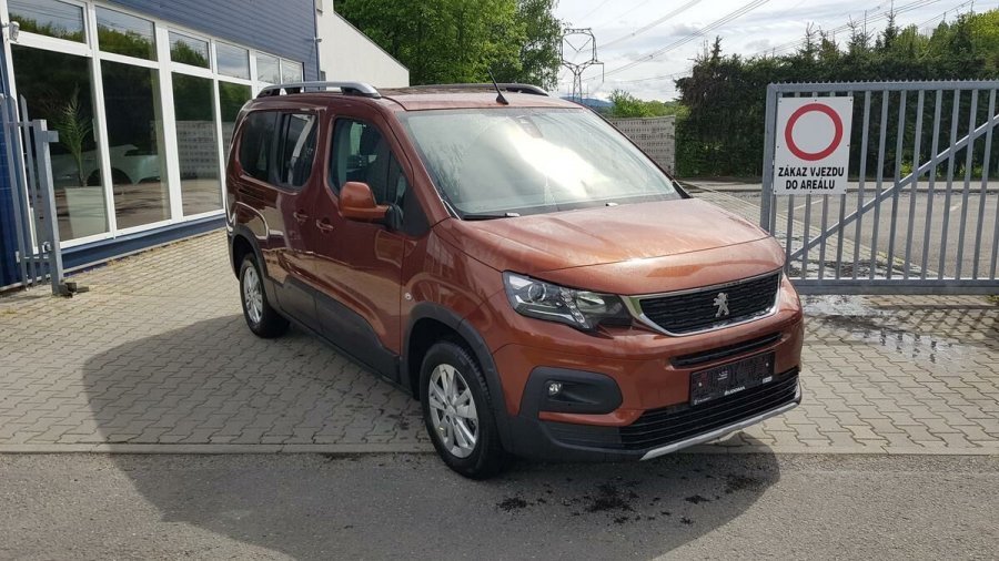 Peugeot Rifter, LONG ALLURE PACK 1.5 BlueHDi, barva oranžová