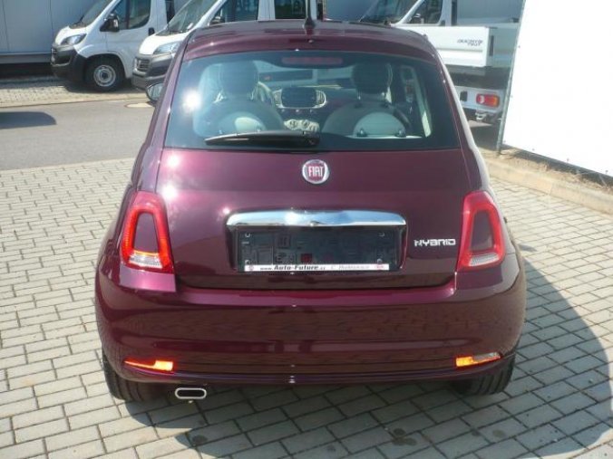 Fiat 500, 1.0 BSG 70k Lounge, barva červená