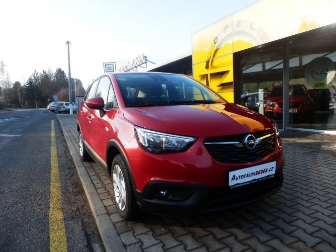 Opel Crossland X, SMILE 1.2/81kW MT6, barva červená