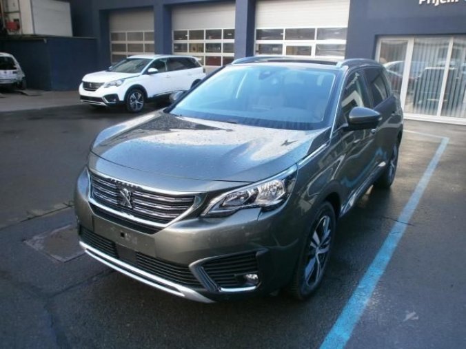 Peugeot 5008, ALLURE 1.5 BlueHDi 130 EAT8, barva šedá