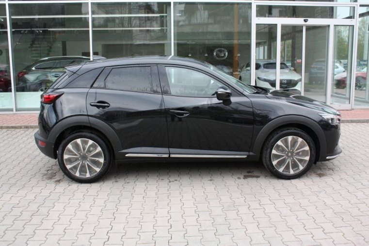 Mazda CX-3, SKYACTIV-G, barva černá