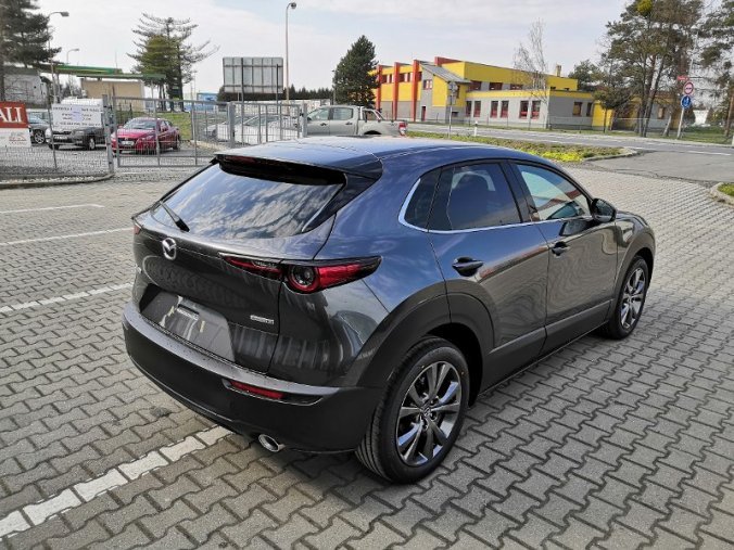 Mazda CX-30, 2,0sky-X 132kW/180k GT, barva šedá