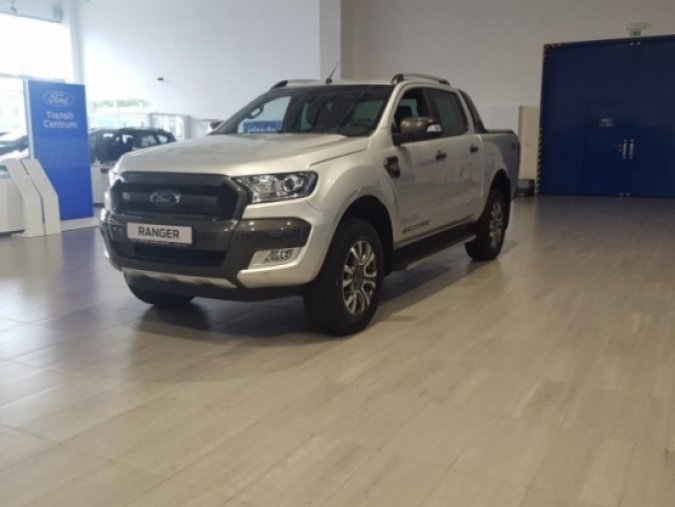 Ford Ranger, 3.2 TDCi, barva stříbrná