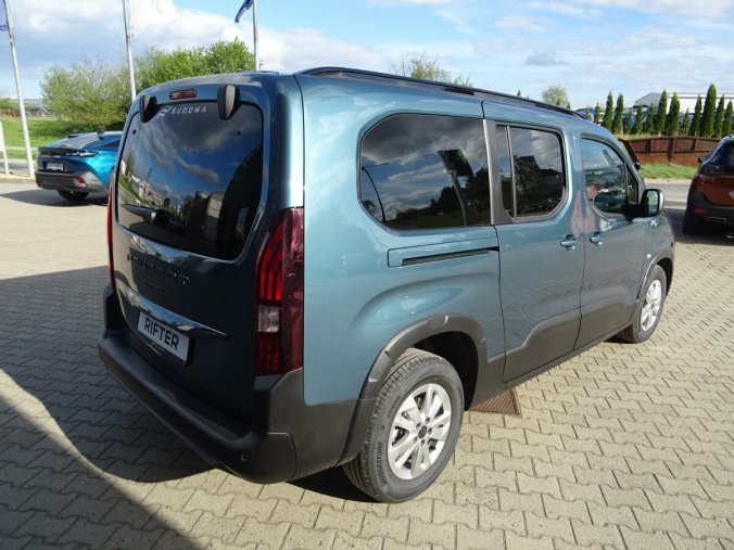 Peugeot Rifter, Peugeot Rifter LONG ALLURE BlueHDi 130 EAT8, barva modrá