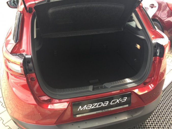 Mazda CX-3, 2,0 Skyactiv-G121, barva červená