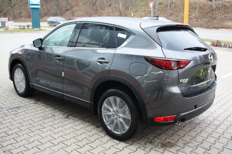 Mazda CX-5, SKYACTIV-G, barva šedá