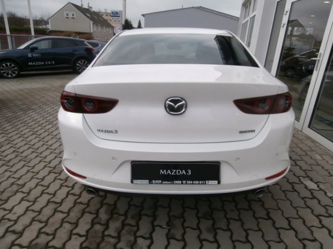 Mazda 3, Skyactiv GT 180, barva bílá