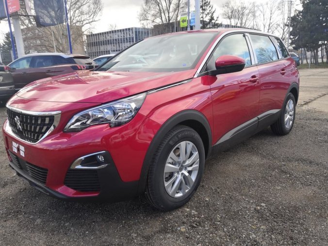 Peugeot 5008, ACTIVE 1.2 PureTech 130k MAN6, barva červená