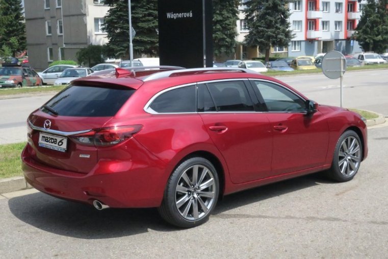 Mazda 6, 2,5 Skyactiv-G 194k, barva červená