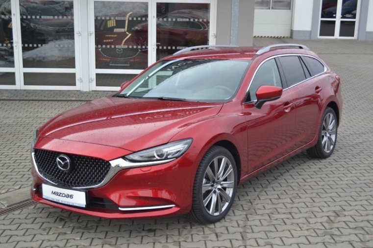 Mazda 6, 2,5i 194k, barva červená