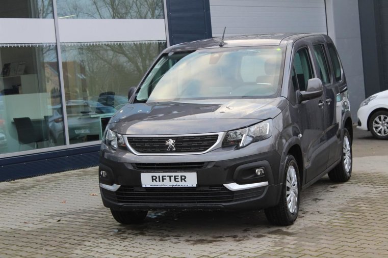 Peugeot Rifter, ACTIVE 1.2 81kW MT6, barva bílá