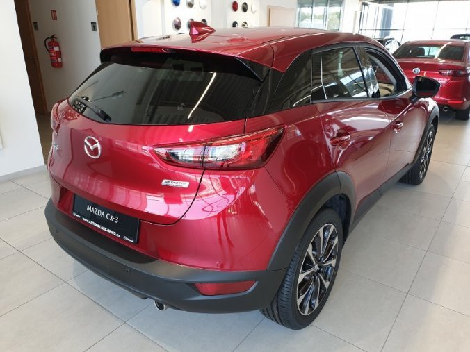 Mazda CX-3, 2,0G 121k, barva červená