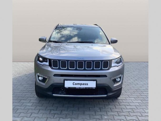 Jeep Compass, Limited 1.4 MultiAir 170k AWD, barva stříbrná