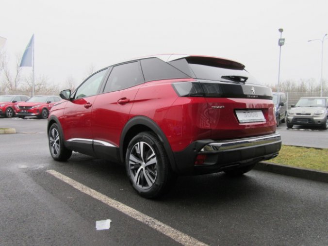 Peugeot 3008, ALLURE 1,2 PureTech 130k EAT8, barva červená