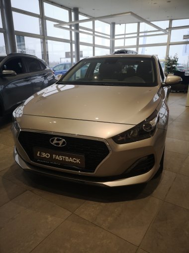 Hyundai i30, 1,0 T-GDI 88 kW (95 NAT) 6 st. man, barva bílá