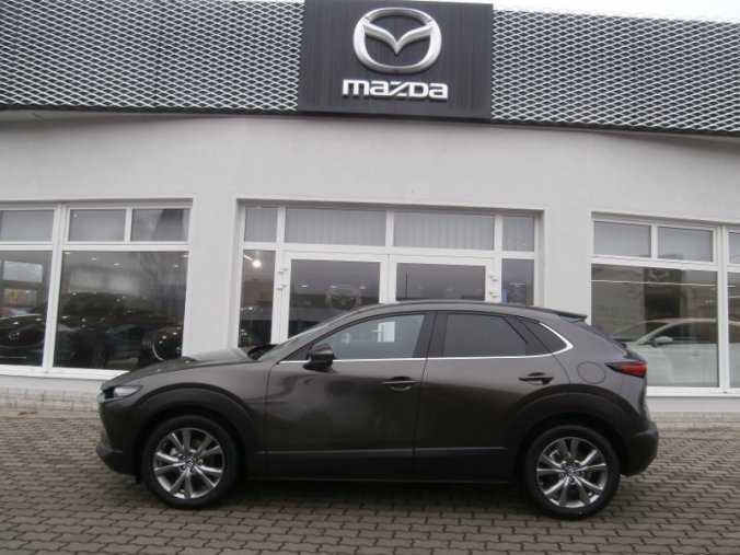 Mazda CX-30, 2,0i 122 PS, barva bronzová