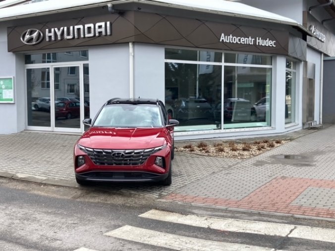 Hyundai Tucson, 1,6 T-GDI MHEV 132 kW (95 NAT mild hybrid) 6 st. iMT, barva červená