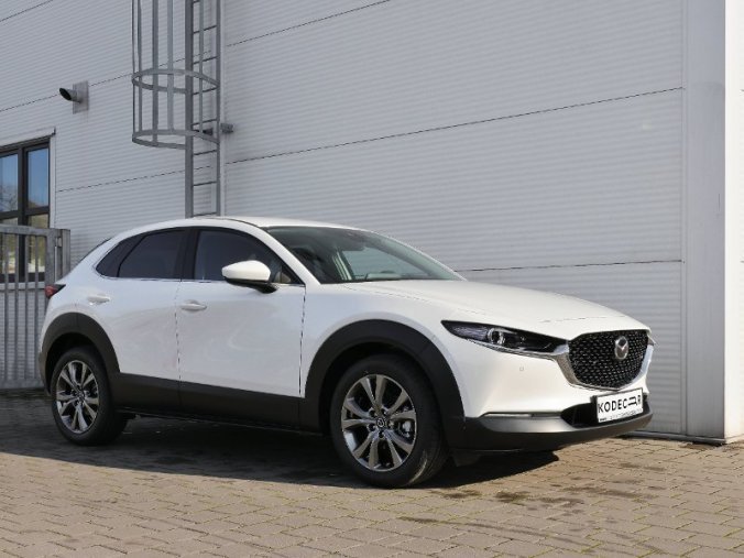 Mazda CX-30, 2,0 Skyactiv-G 122k/90kW MAN, barva bílá