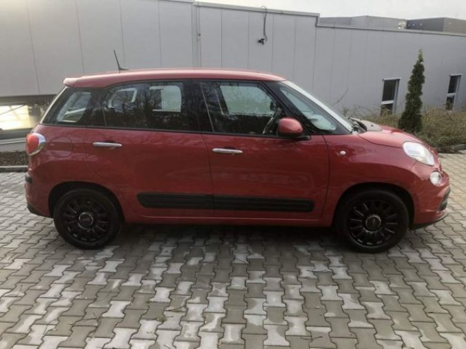 Fiat 500L, MIRROR 1.4i 95k, barva červená