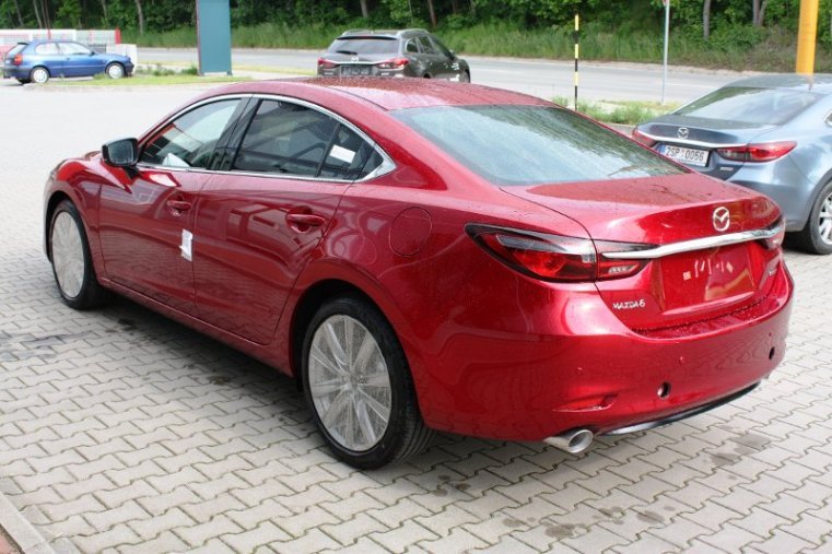 Mazda 6, SKYACTIV-G, barva červená