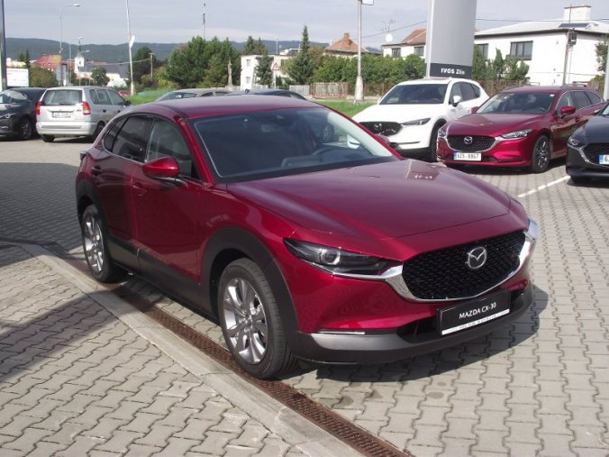 Mazda CX-30, 2,0 122k, barva červená