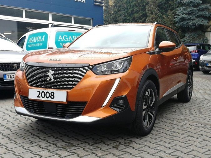 Peugeot 2008, ALLURE 1.2 PureTech 130 S&amp;, barva oranžová