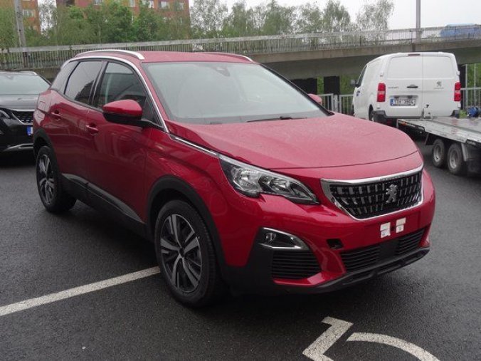 Peugeot 3008, ACTIVE 1.2 PureTech 130k S&S MAN6, barva červená