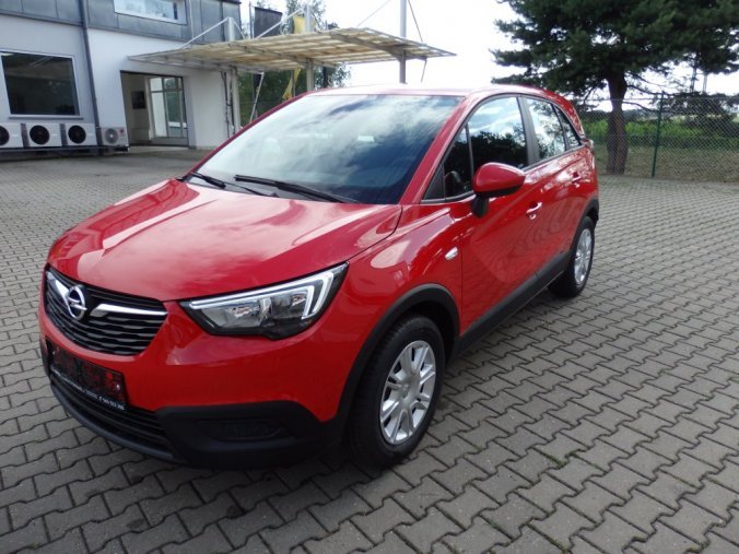 Opel Crossland X, SMILE 1.2 60KW/81K, barva červená