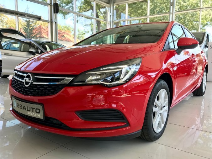 Opel Astra, Smile 1,0 Turbo + ZP zdarma, barva červená