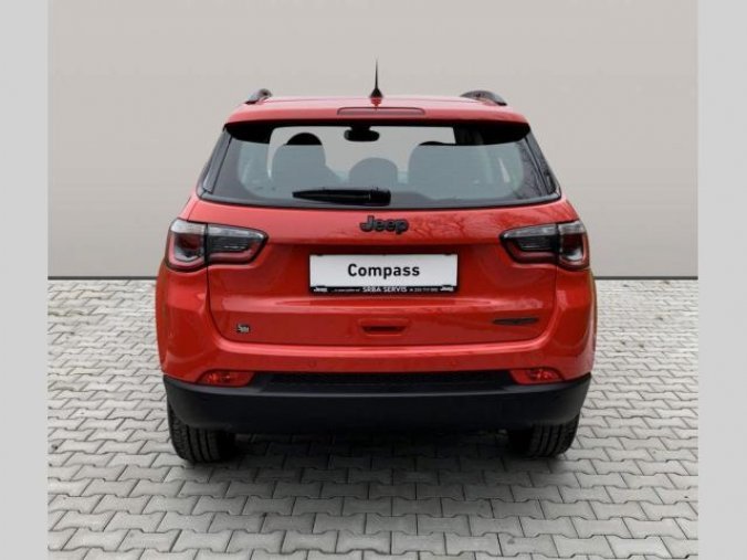 Jeep Compass, Night Eagle 1.3 Turbo GSE 130k, barva červená