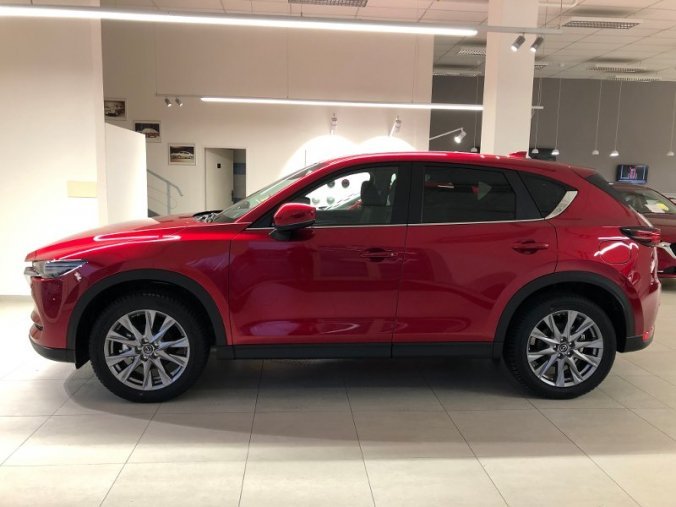 Mazda CX-5, 2.0i G 165, barva červená