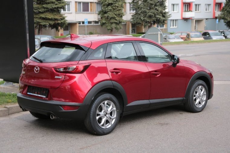 Mazda CX-3, 2,0 Skyactiv-G 121k, barva červená