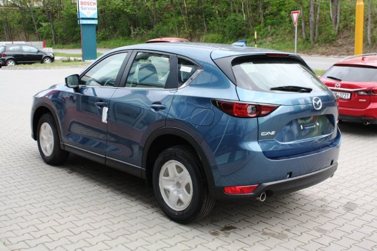 Mazda CX-5, SKYACTIV-G, barva modrá