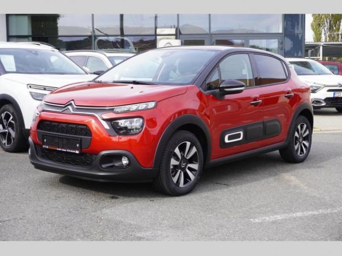 Citroën C3, Shine 1,2PT 110 EAT6, barva červená