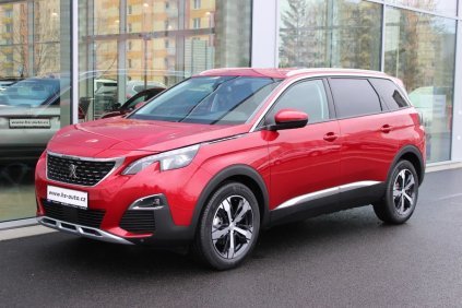 Peugeot 5008 - ALLURE 1,5 HDi 130k EAT8